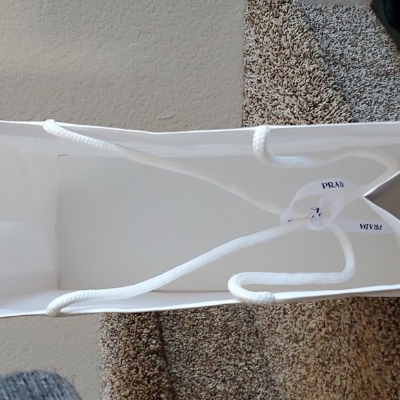 Authentic Vintage Prada gift bag - Picture 6 of 6